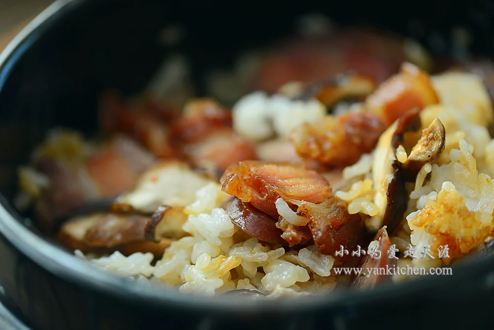 Clay pot rice with Asian sausage, pork jerky and shitake mushroom