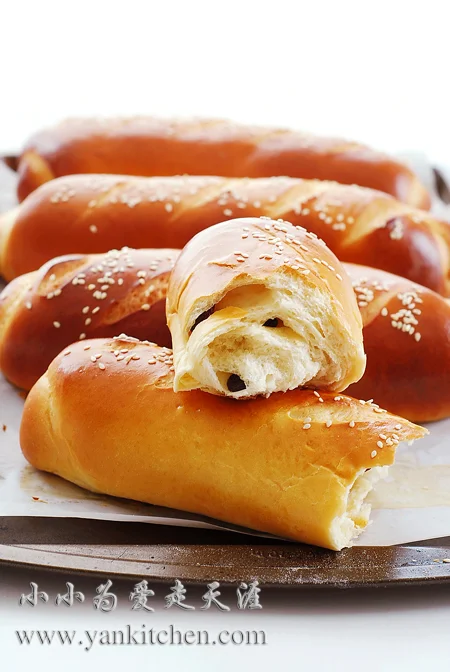 奶香汤种葡萄干面包