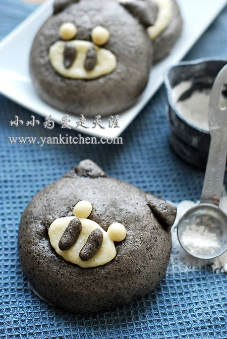 黑芝麻小猪豆沙包
