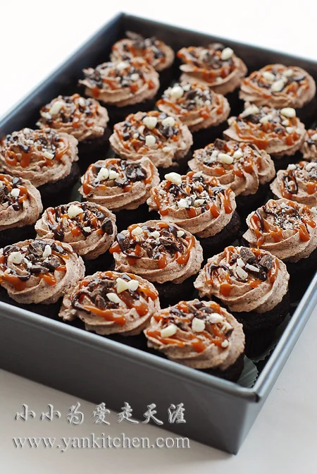 巧克力鲜奶油小蛋糕