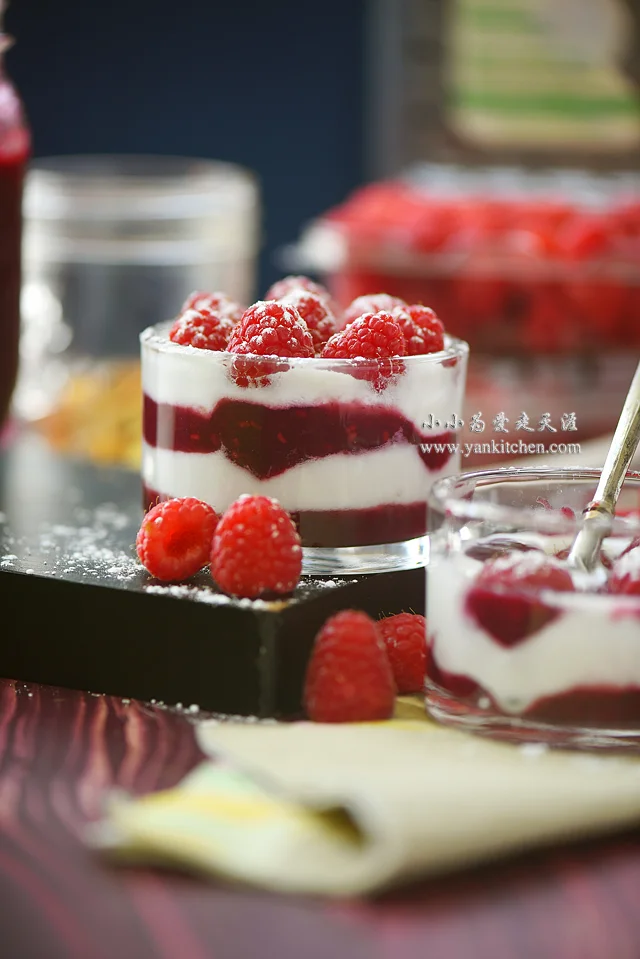Raspberry 红莓果酱酸奶