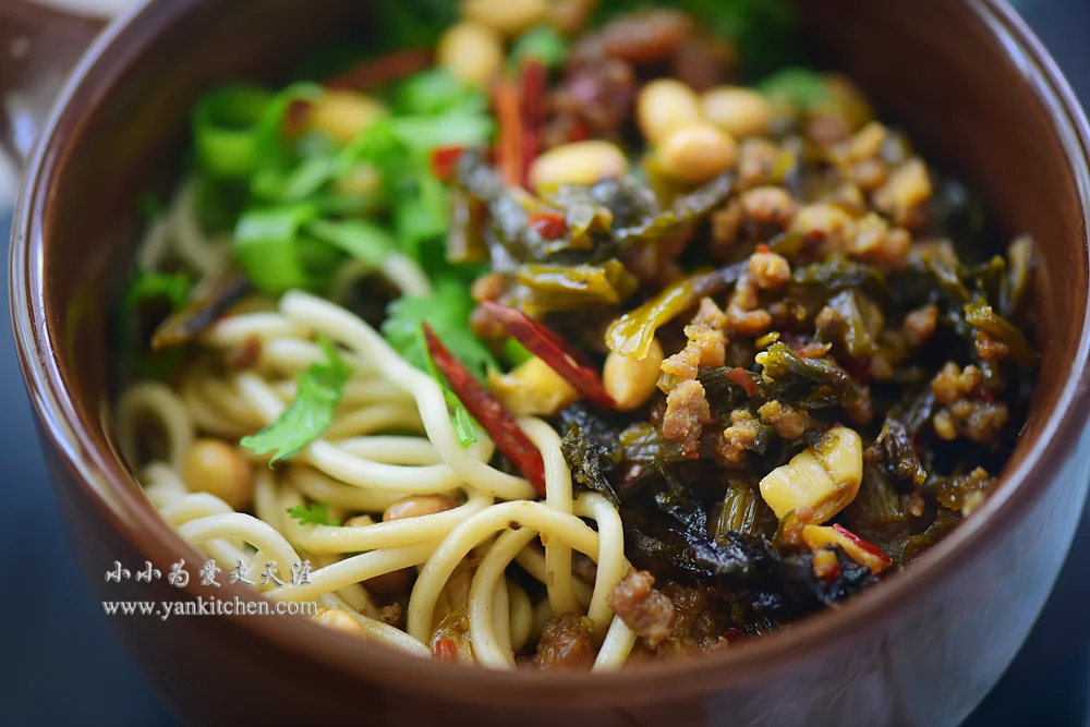 雪菜肉碎拌面