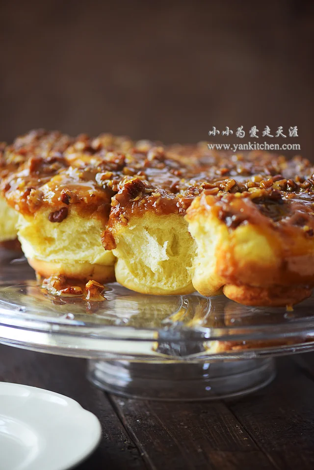 焦糖核桃面包卷