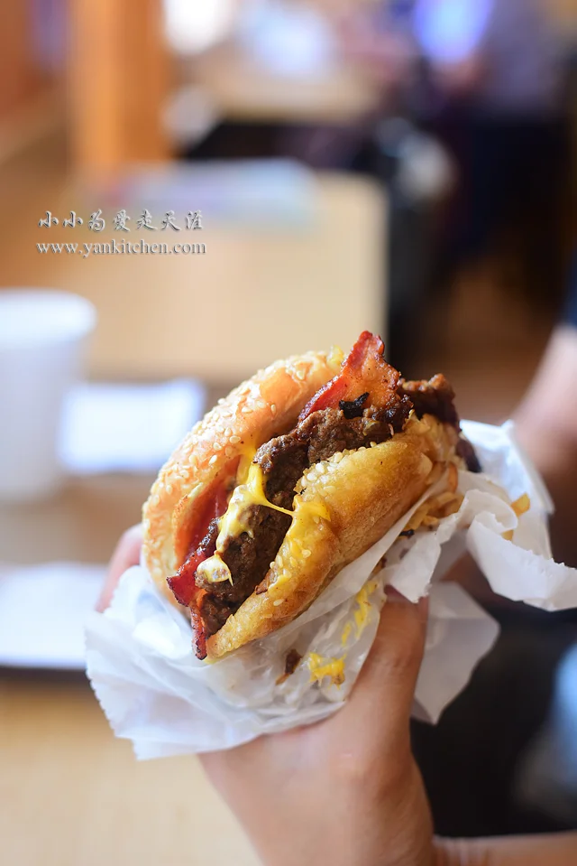 安娜堡的Blimpy Burger 和 Mighty Good Coffee