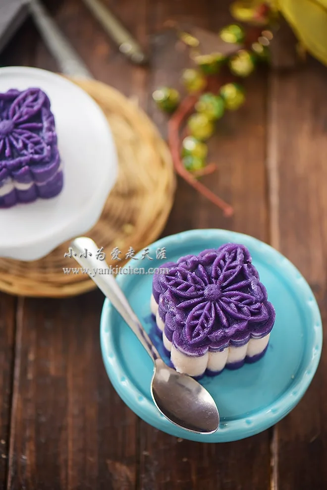 purple sweet potato and taro cakes