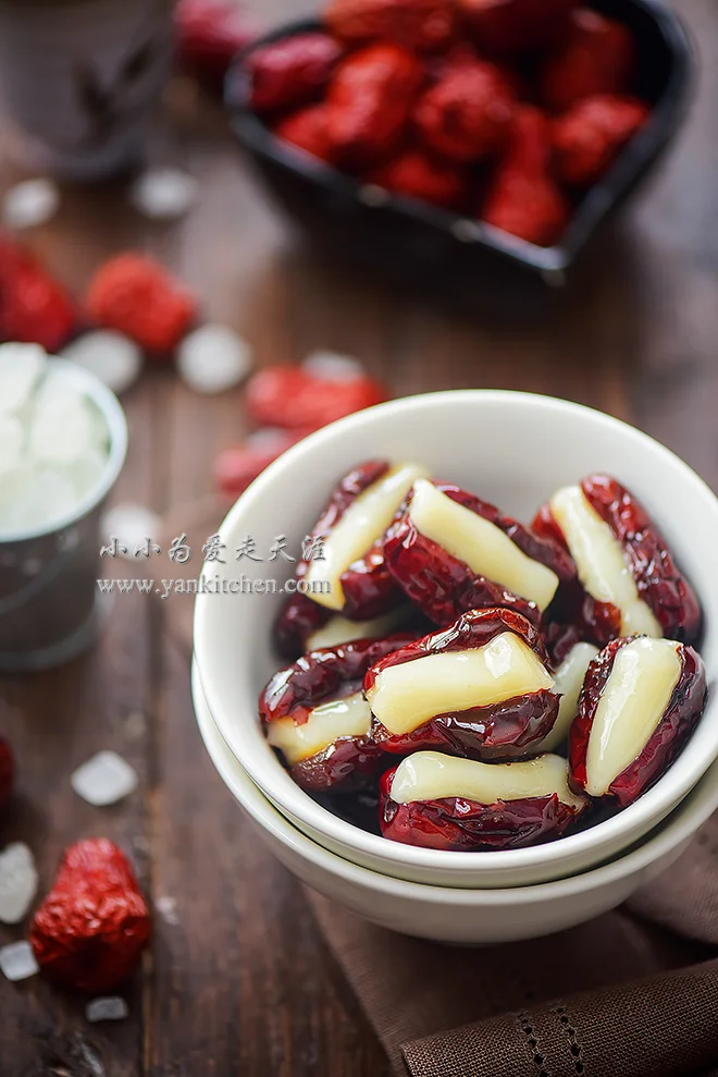 Jujubes and Sweet Rice cakes
