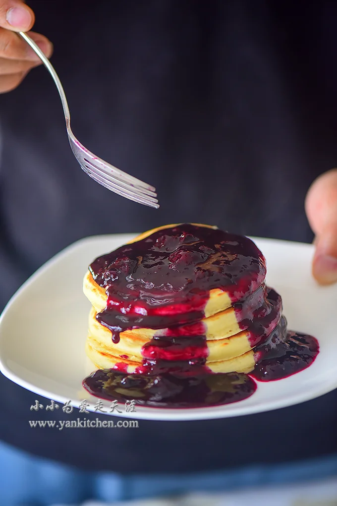 Buttermilk Pancakes with Blueberry Sauce