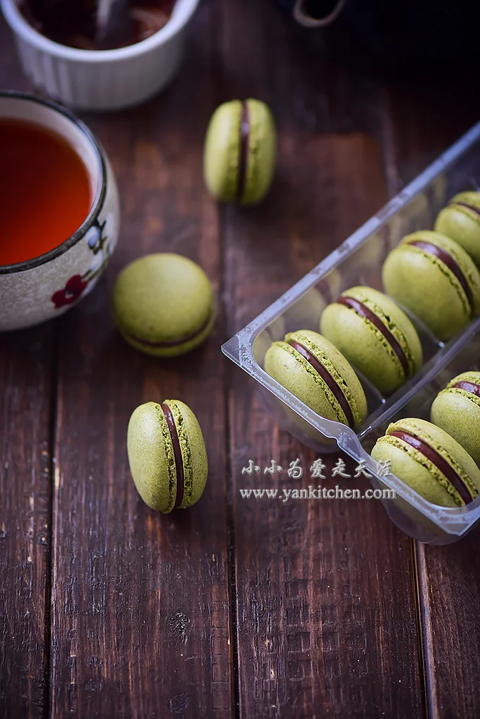 Matcha Macarons