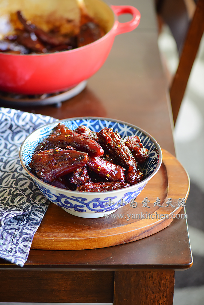 Braised smoked Pig Tails in Soy Sauce — Yankitchen