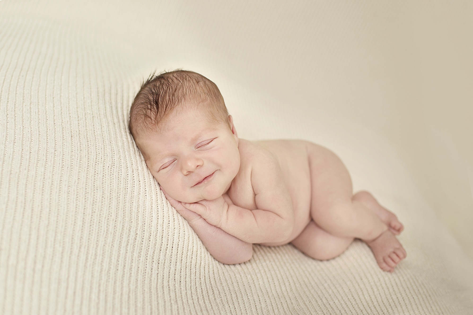 syracuse NY newborn photographer