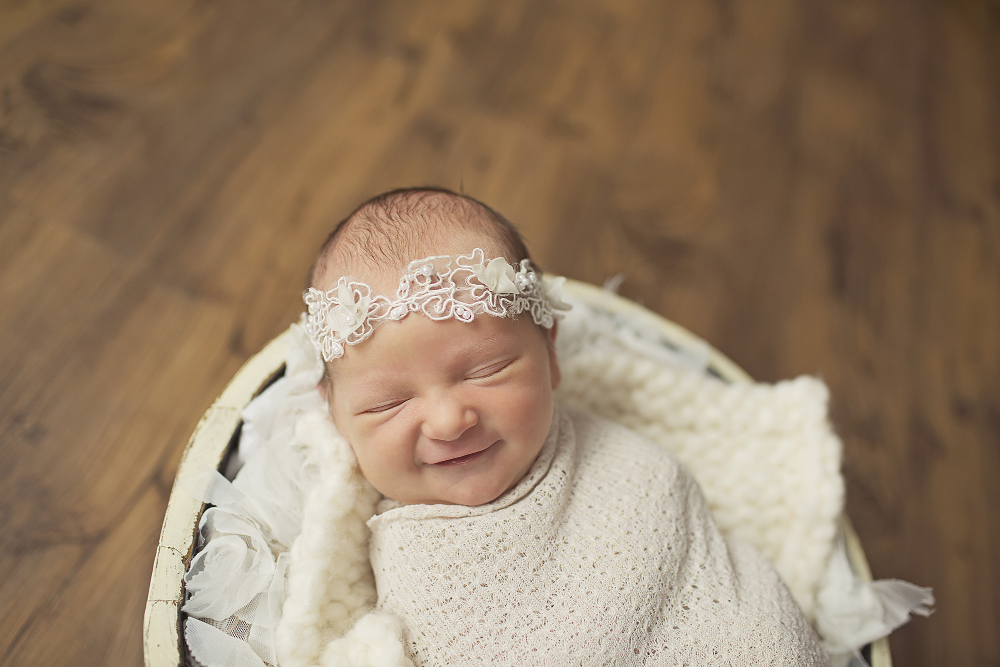 Syracuse NY newborn photographer