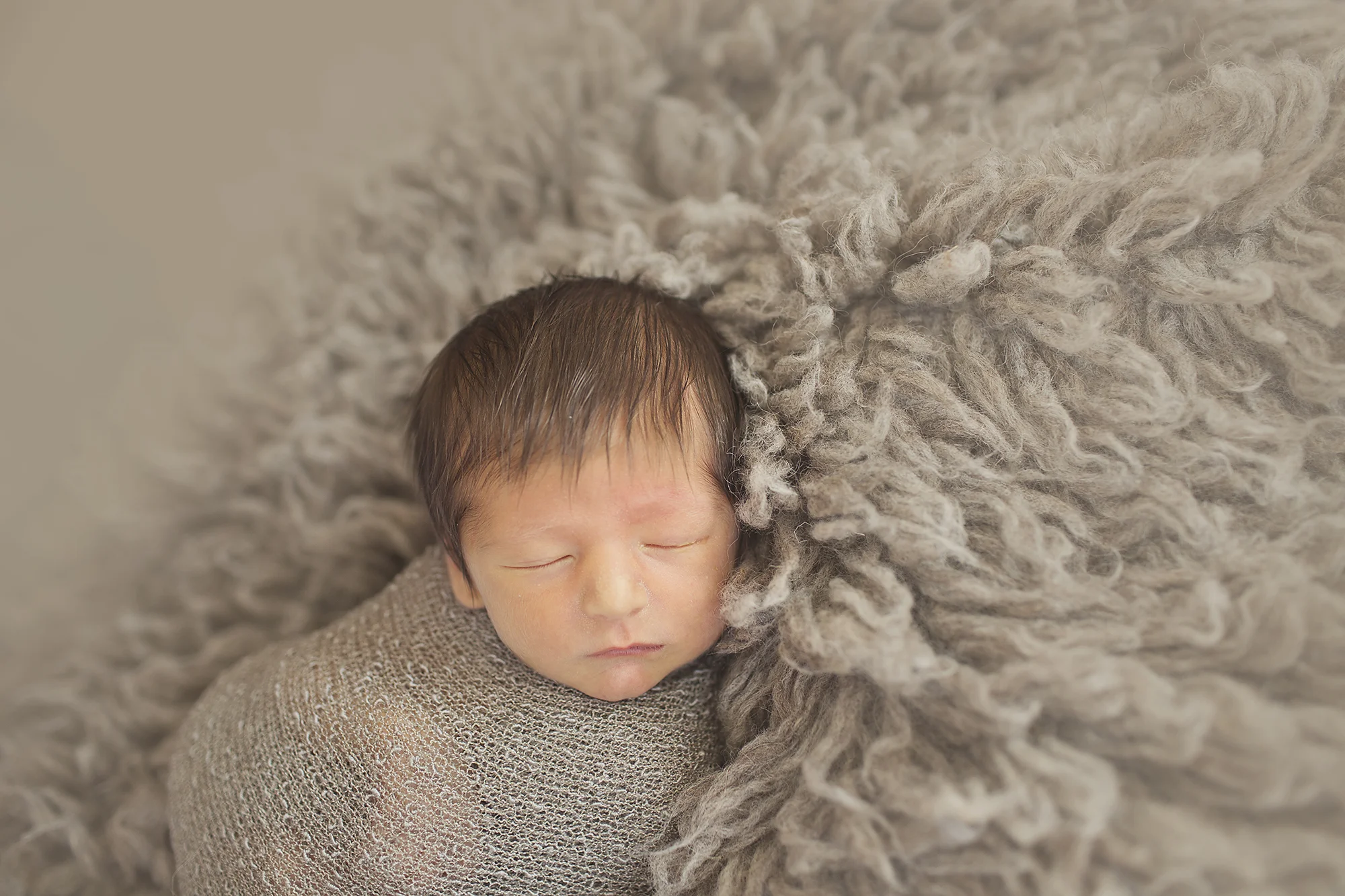 Syracuse NY newborn photographer