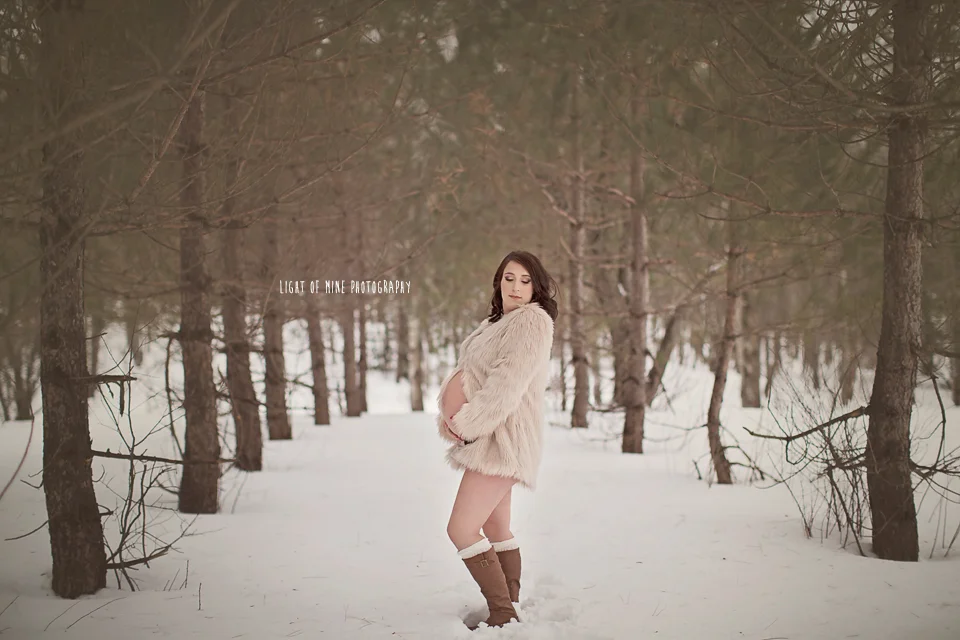 syracuse NY maternity photographer