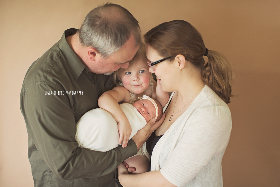 Syracuse NY Newborn Photographer