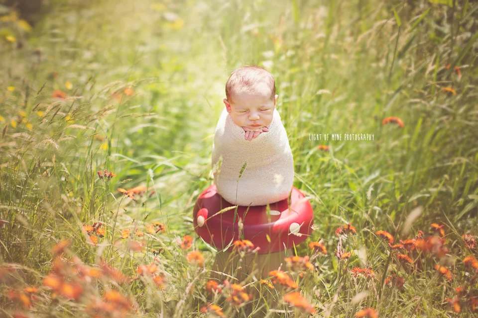 Light of Mine Photography. Combining the art of photography with the miracle of life. Specializing in maternity, birth and newborn photography. Serving upstate and CNY (Syracuse NY, Clay NY, Rome NY, Oneida NY, Oswego NY, Watertown NY, Fortdrum NY, Camden NY, Pulaski NY, Utica NY and surrounding areas)