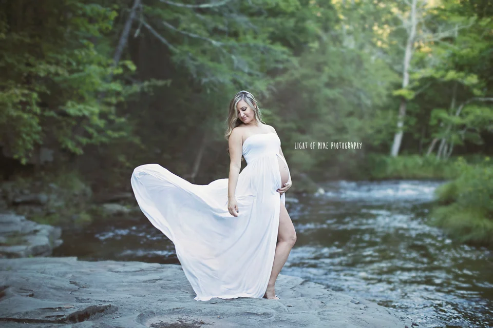 Rome NY Maternity Photographer