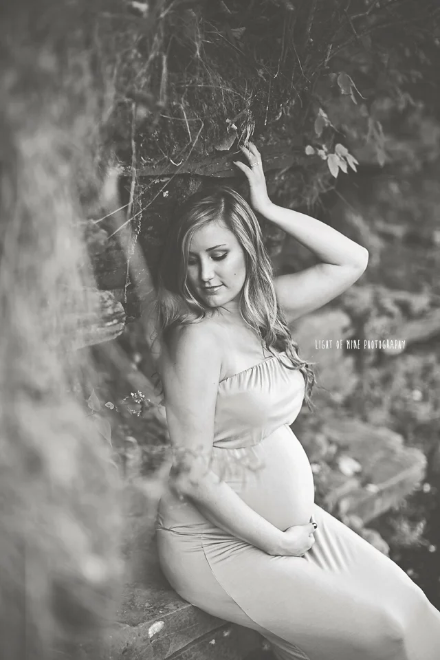 Oneida NY Maternity Photographer