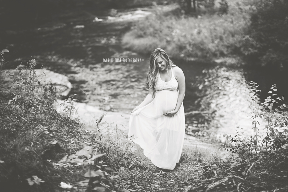 Syracuse NY Maternity Photographer