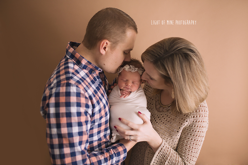 Syracuse NY Newborn Photographer 