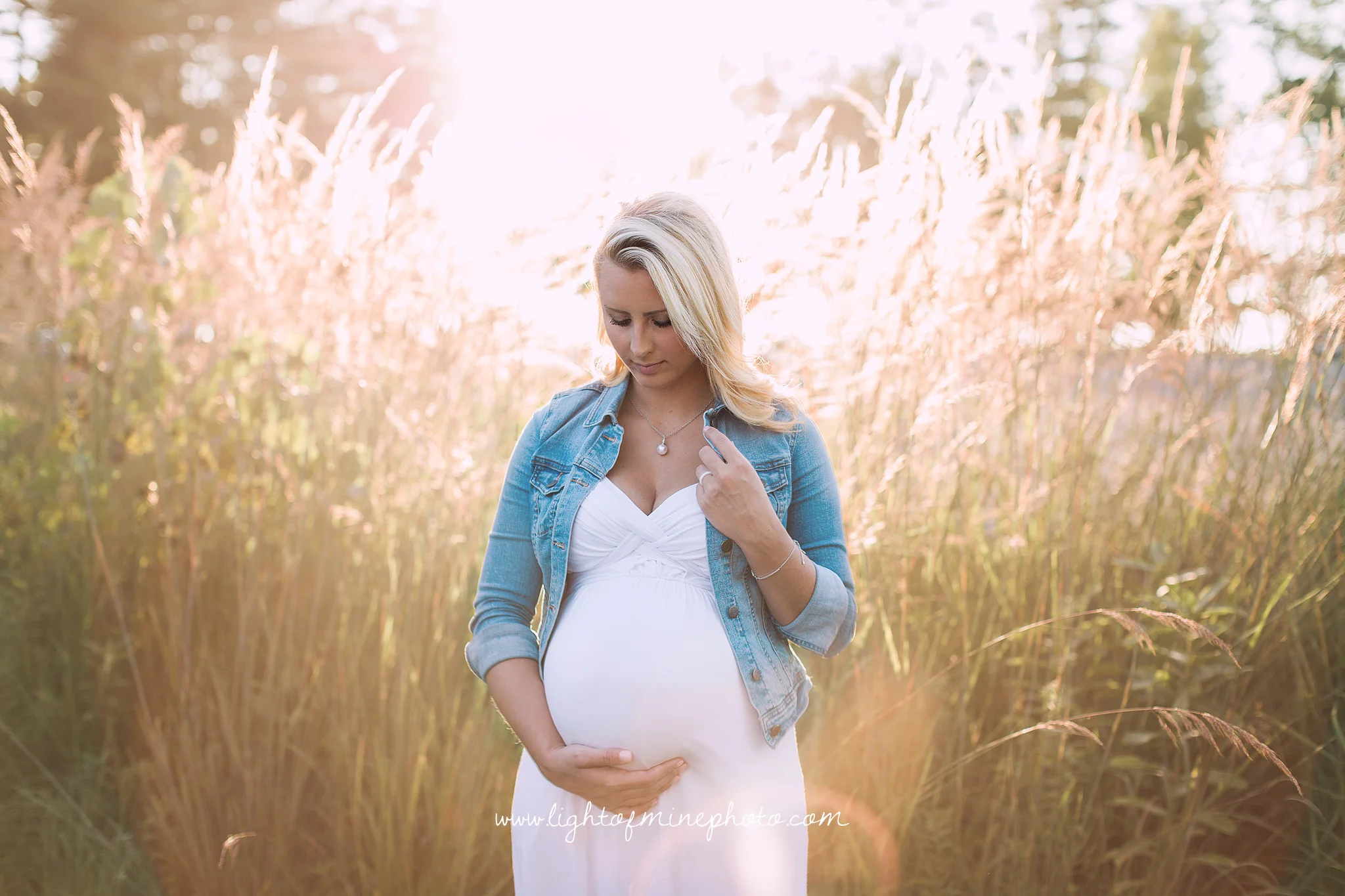 Syracuse NY maternity photographer