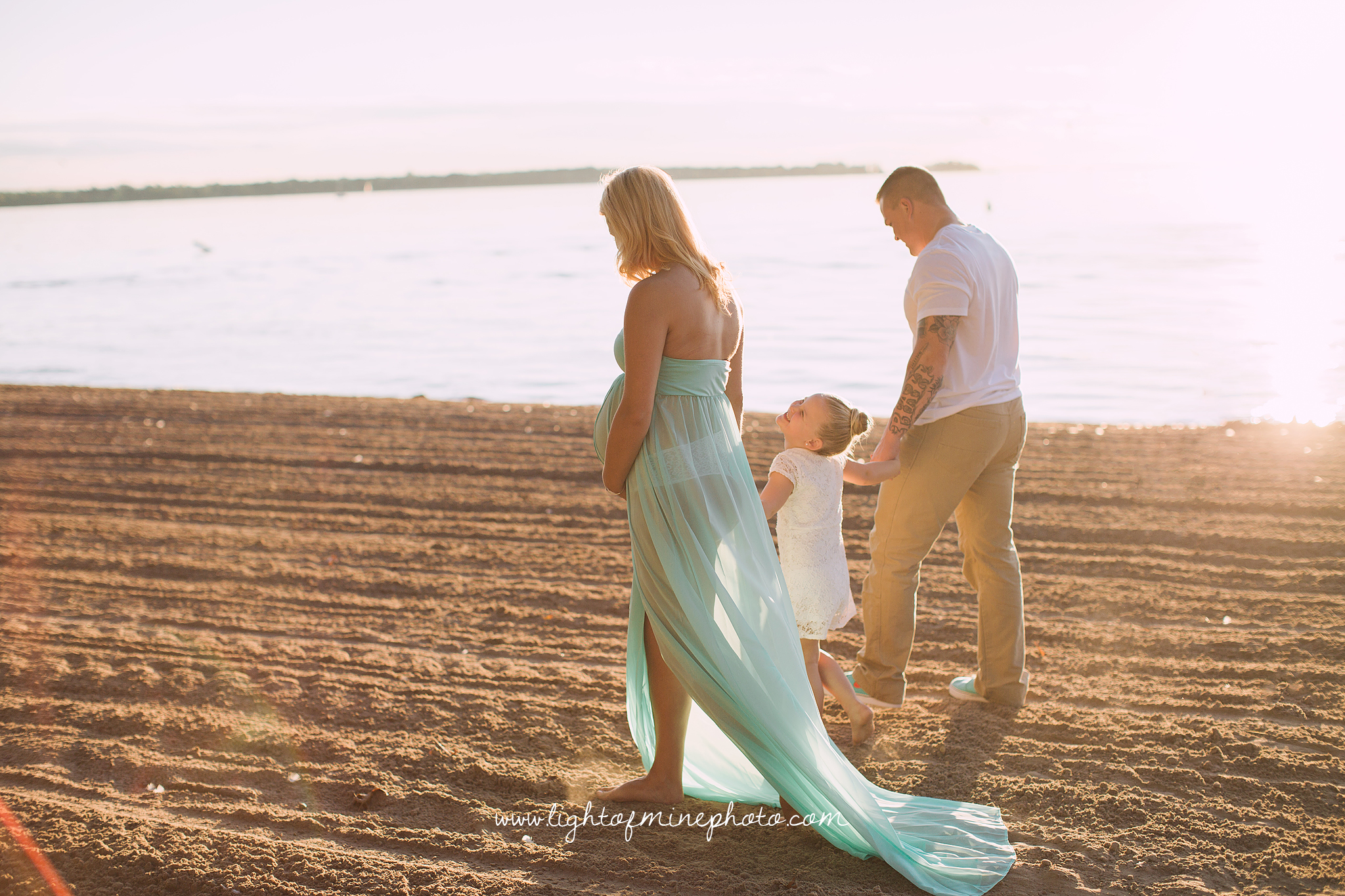 Syracuse NY maternity photographer