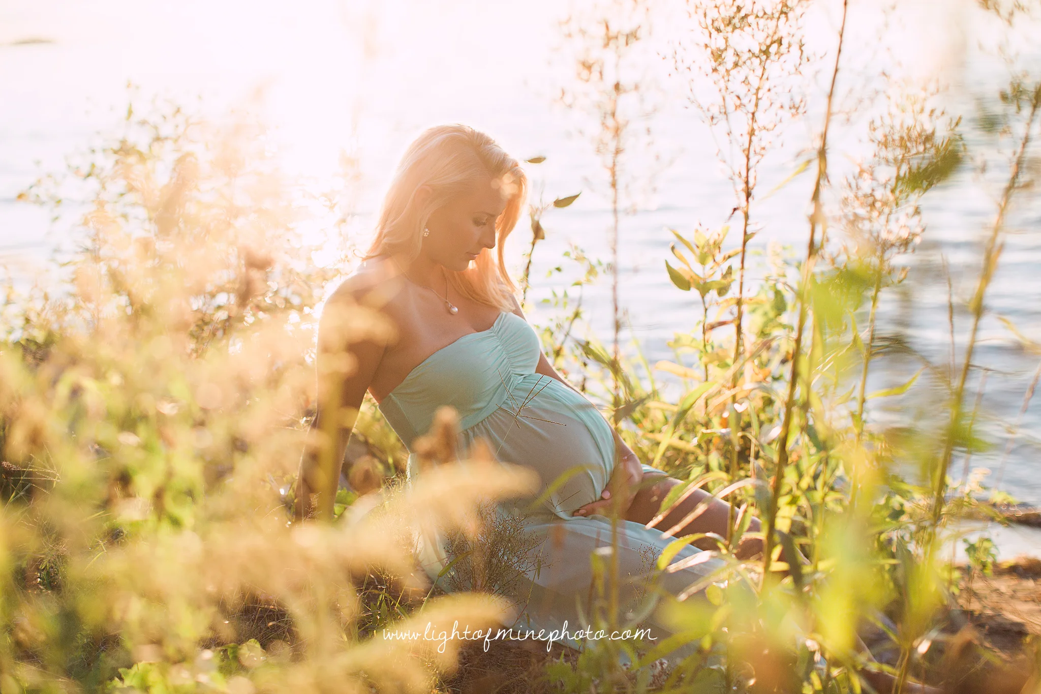 Syracuse NY maternity photographer