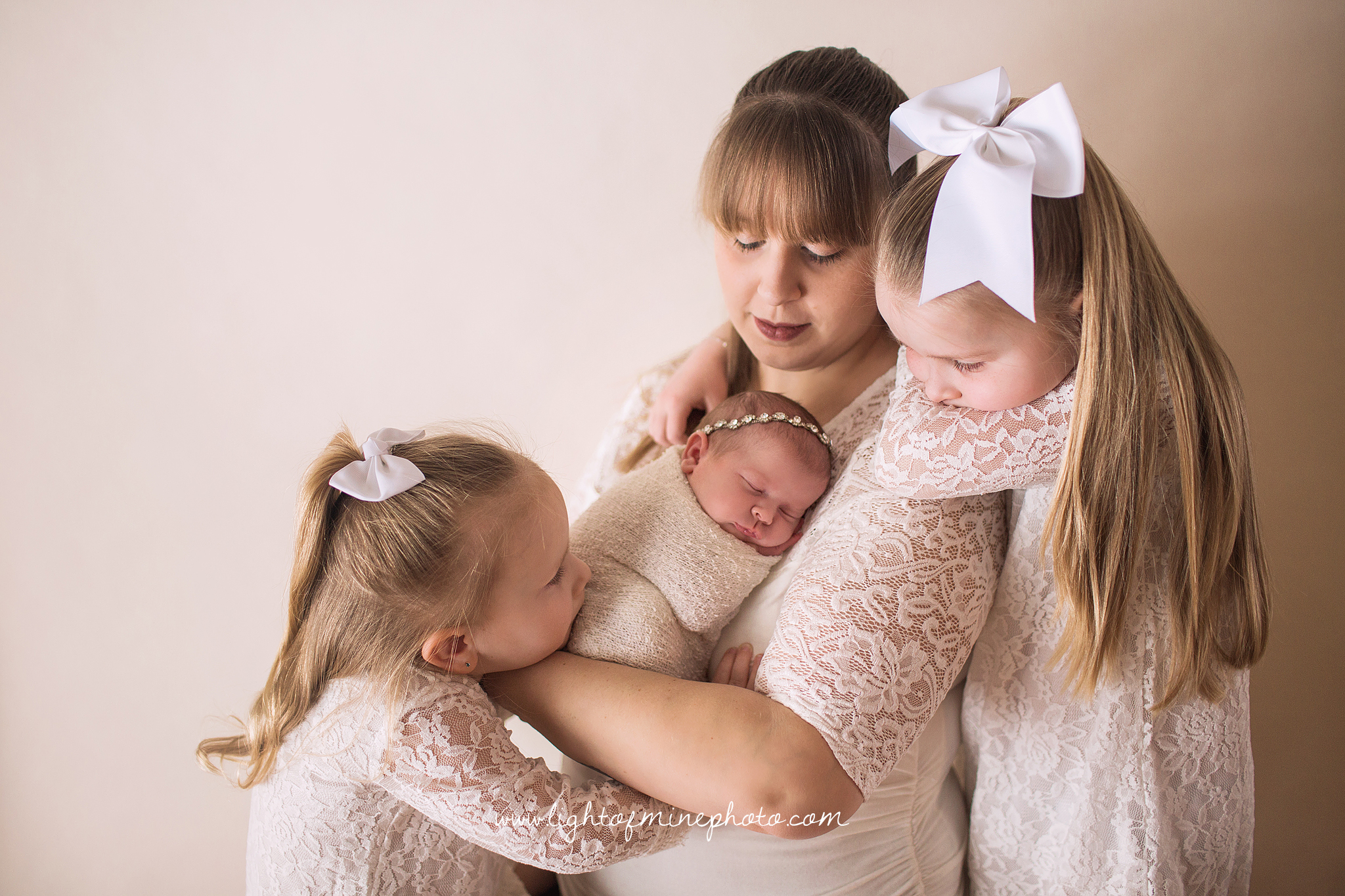 Syracuse NY Newborn Photographer 