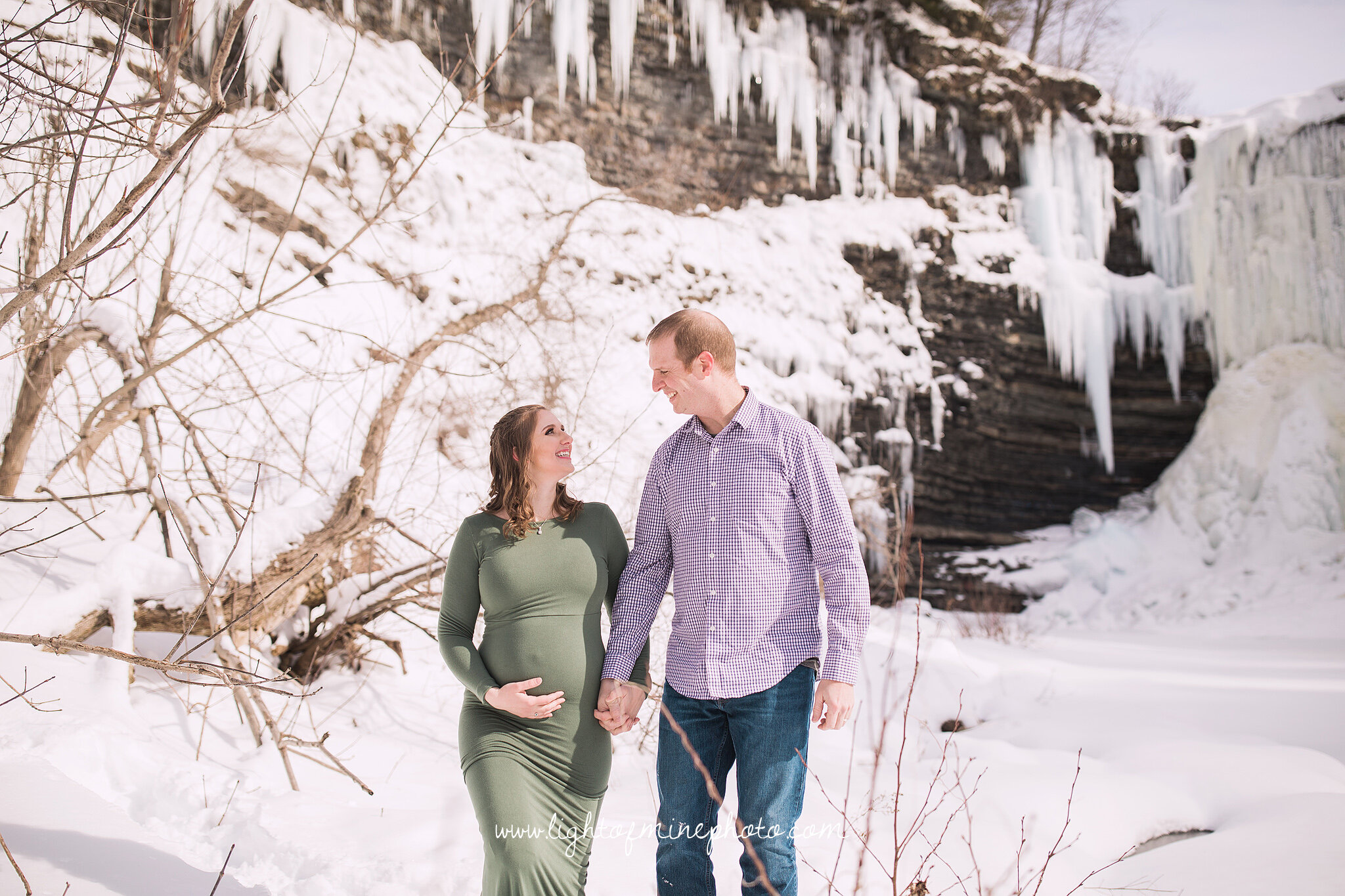 Syracuse NY Maternity Photographer