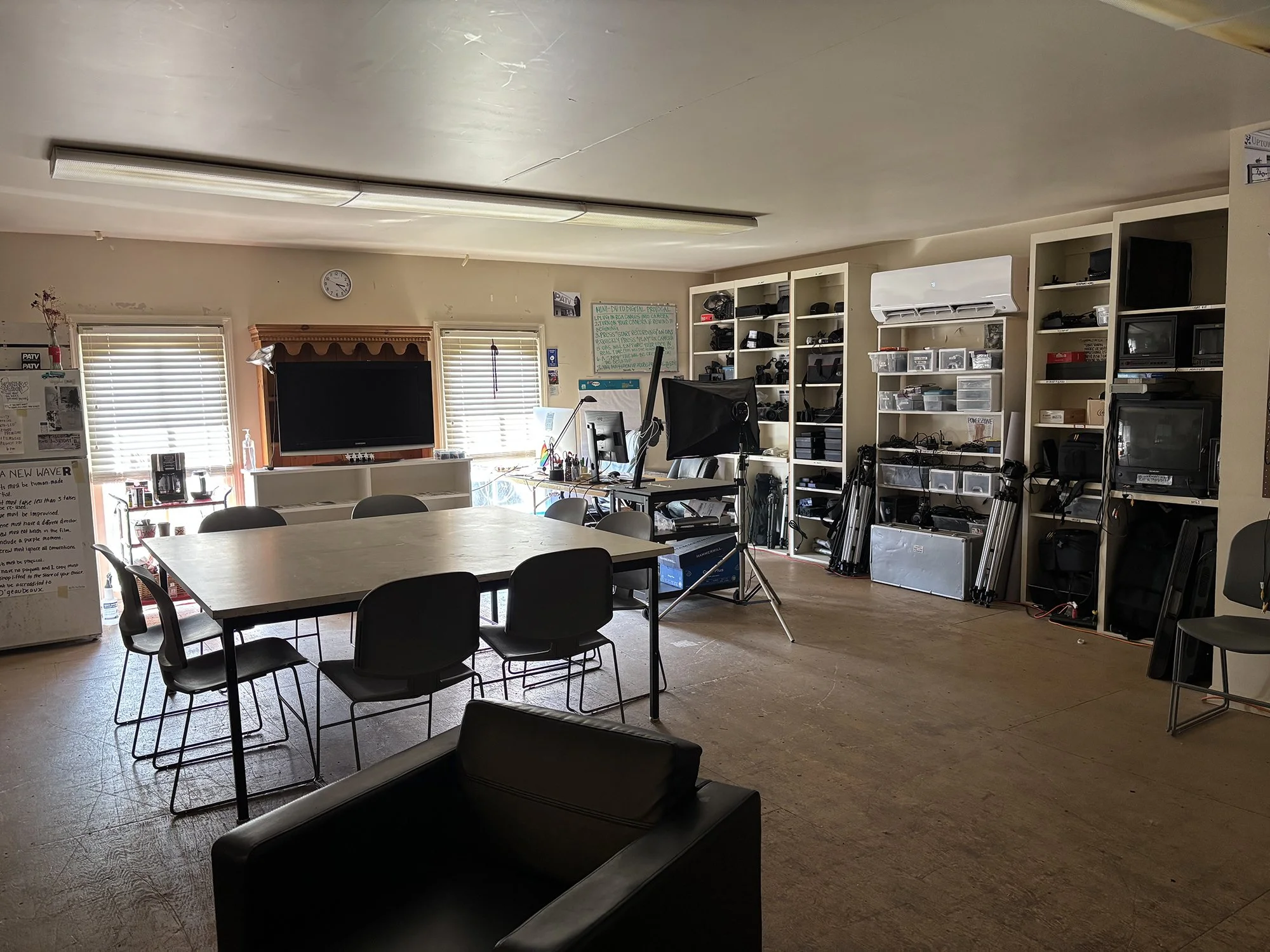 MAC_room_02.jpg