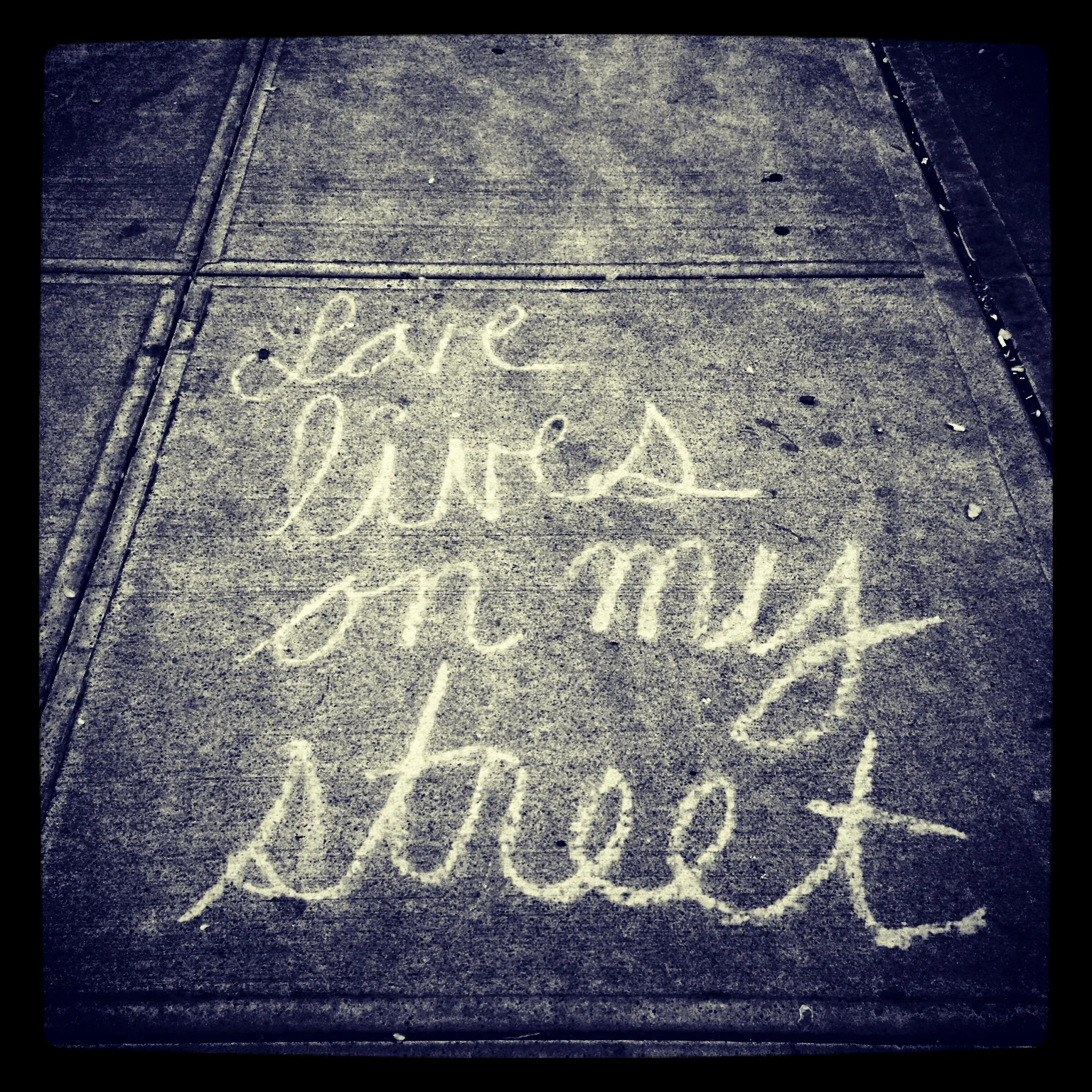 love lives on my street.JPG
