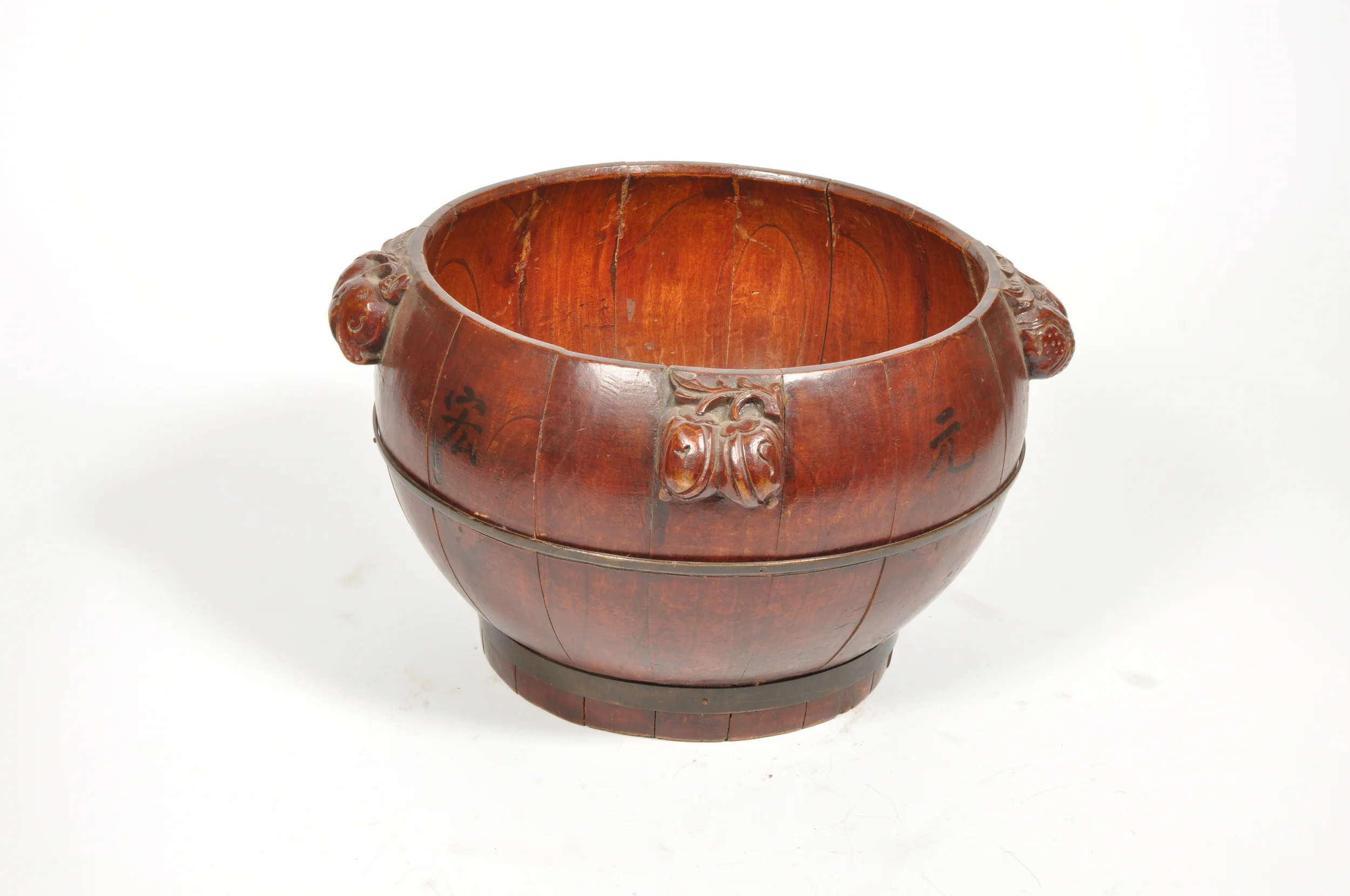 Antique Chinese wash basin