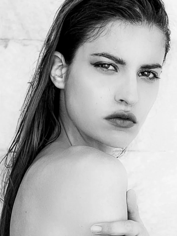 alexia faka book Page 1.jpg