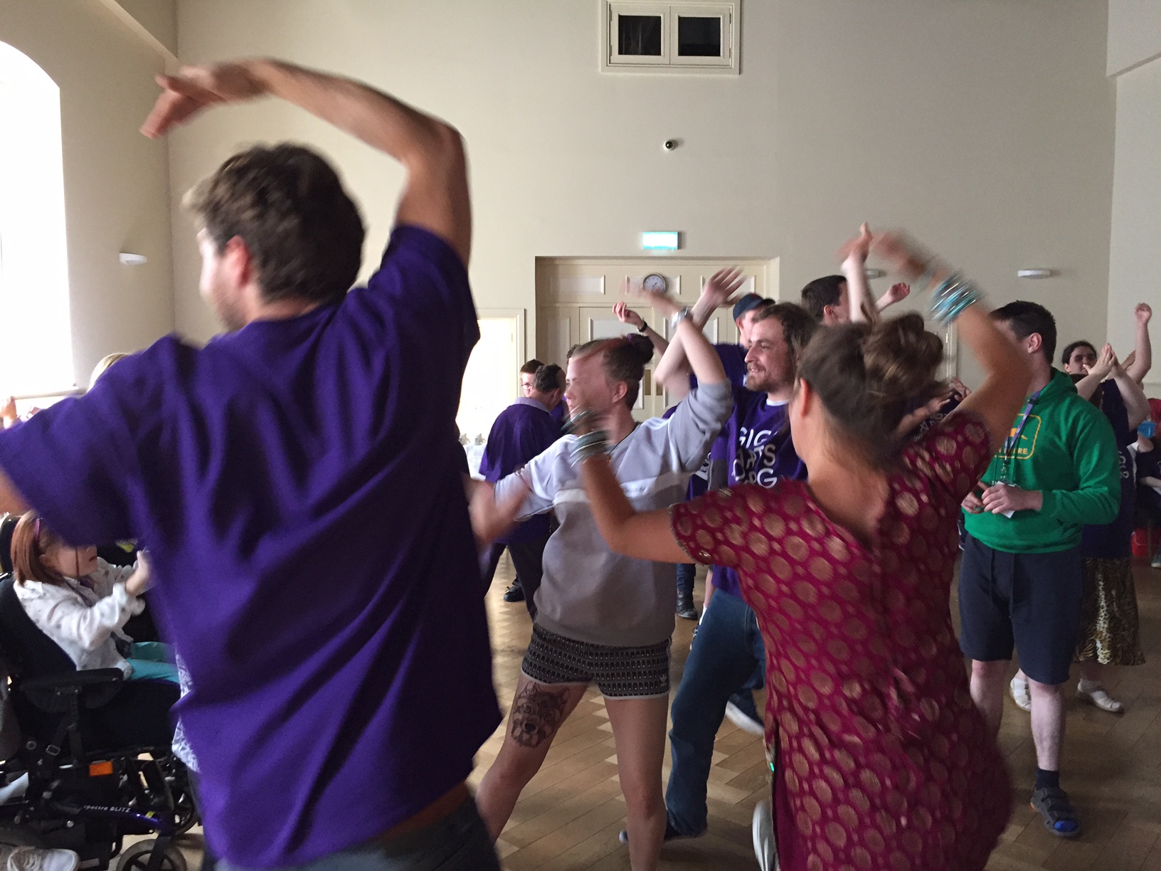 Grace gets everybody up and dancing - Bollywood style!