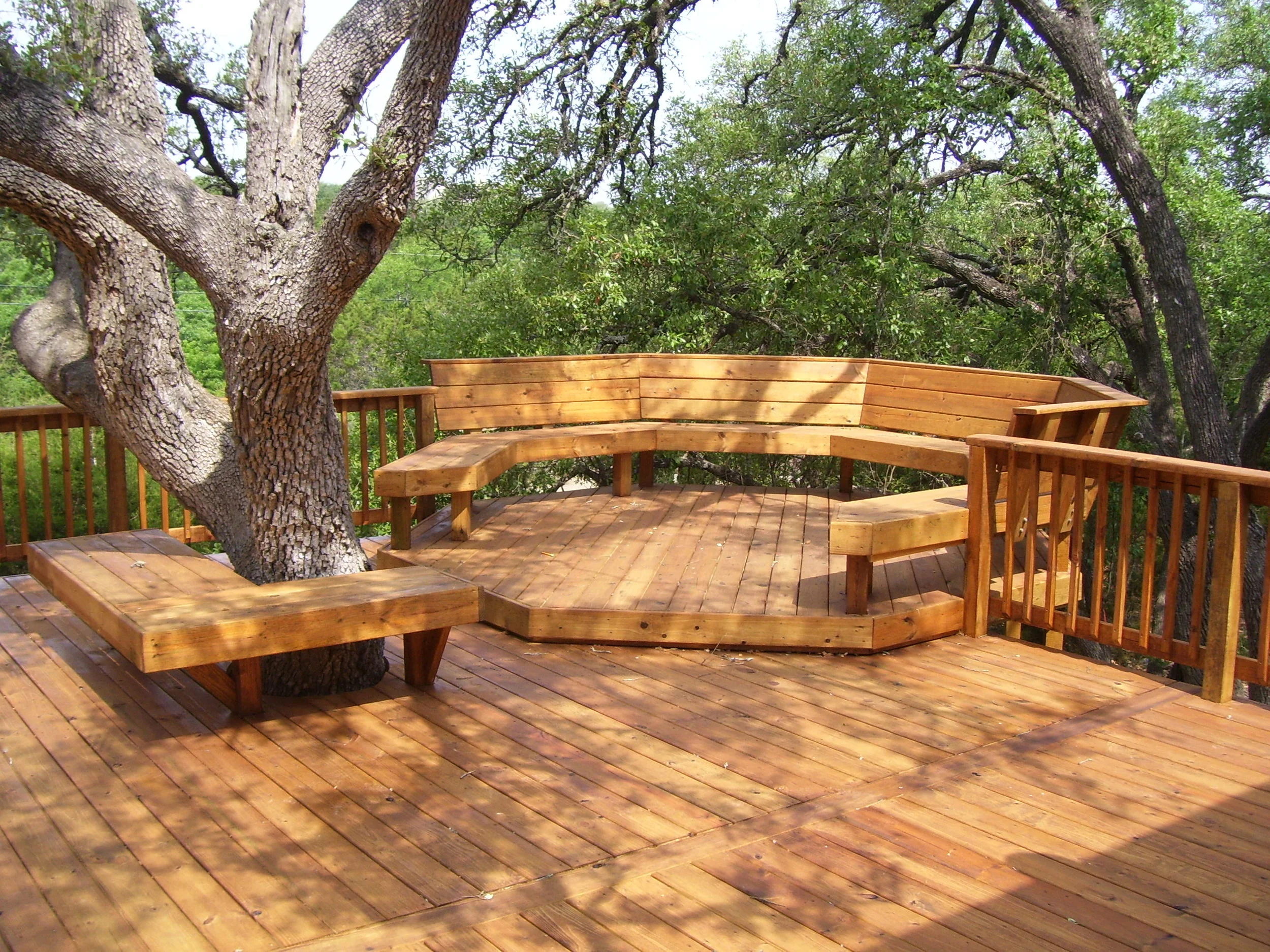 Brookfield Groundcare garden decking.jpg