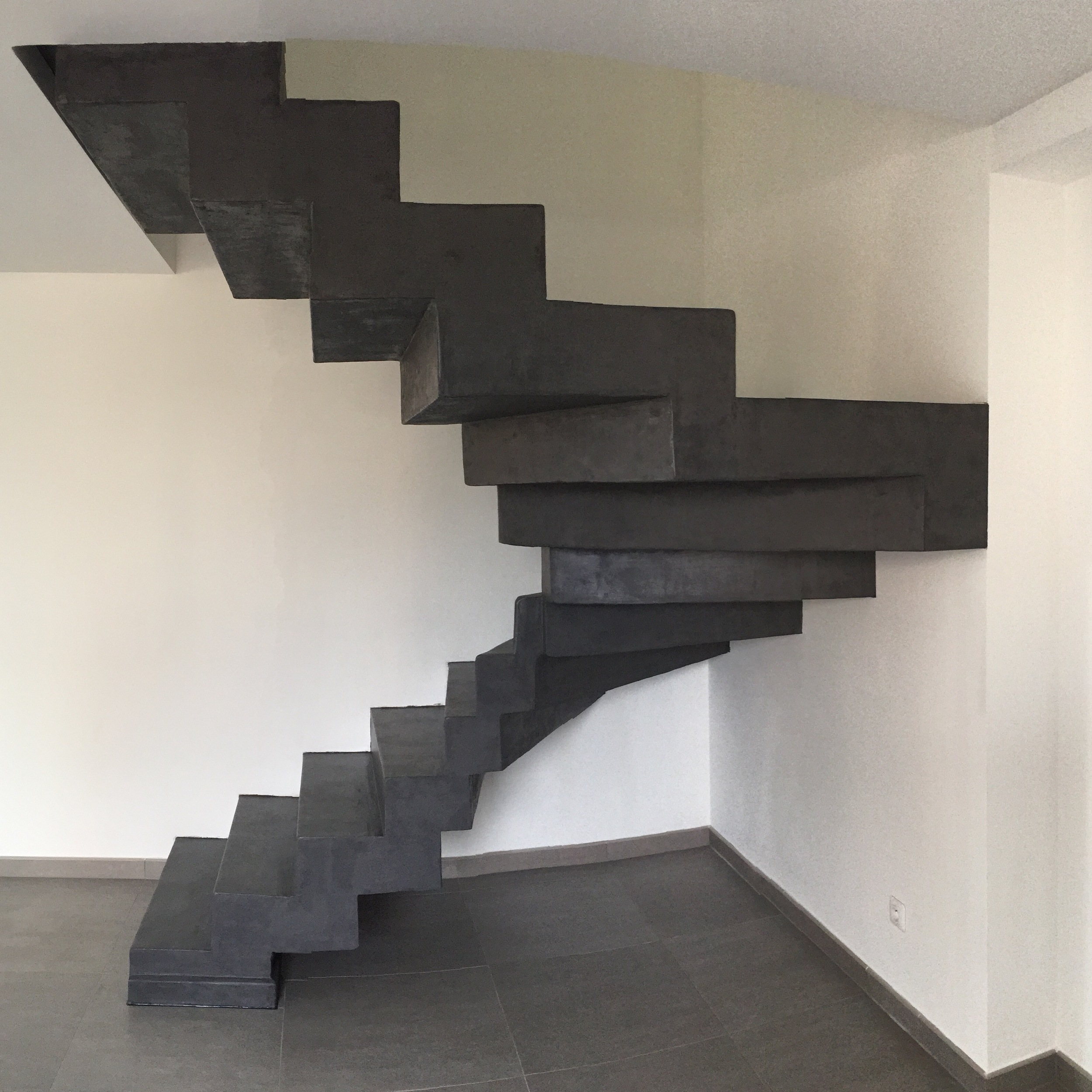 escalier-béton ciré-metz-lorraine-matiere et maison