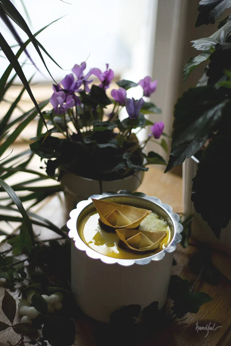 Handful_PaperBoats05.jpg