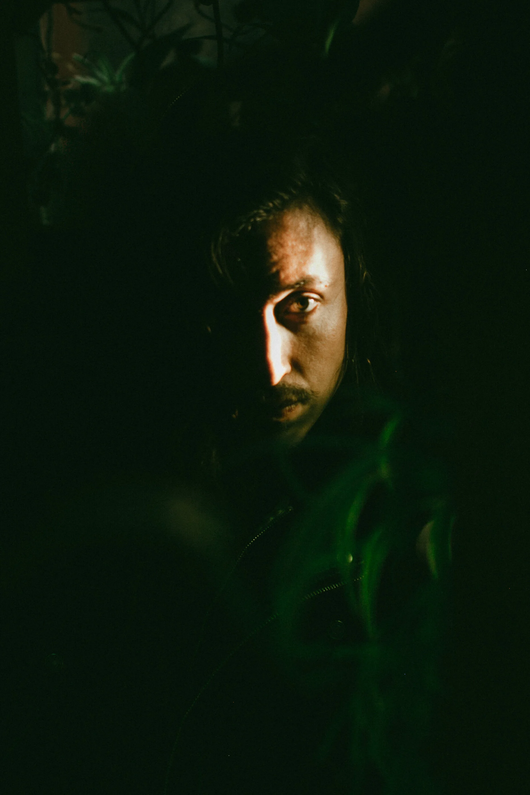 NOAH GUNDERSEN-94.JPG