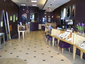 store2.jpg