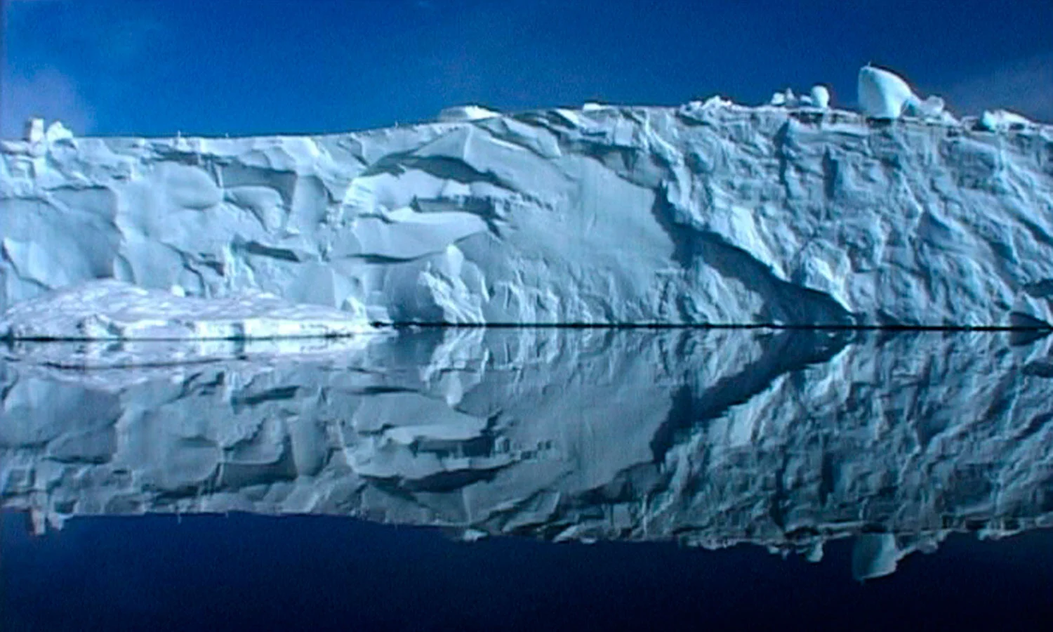 14_Ice_Burg-WEB.jpg