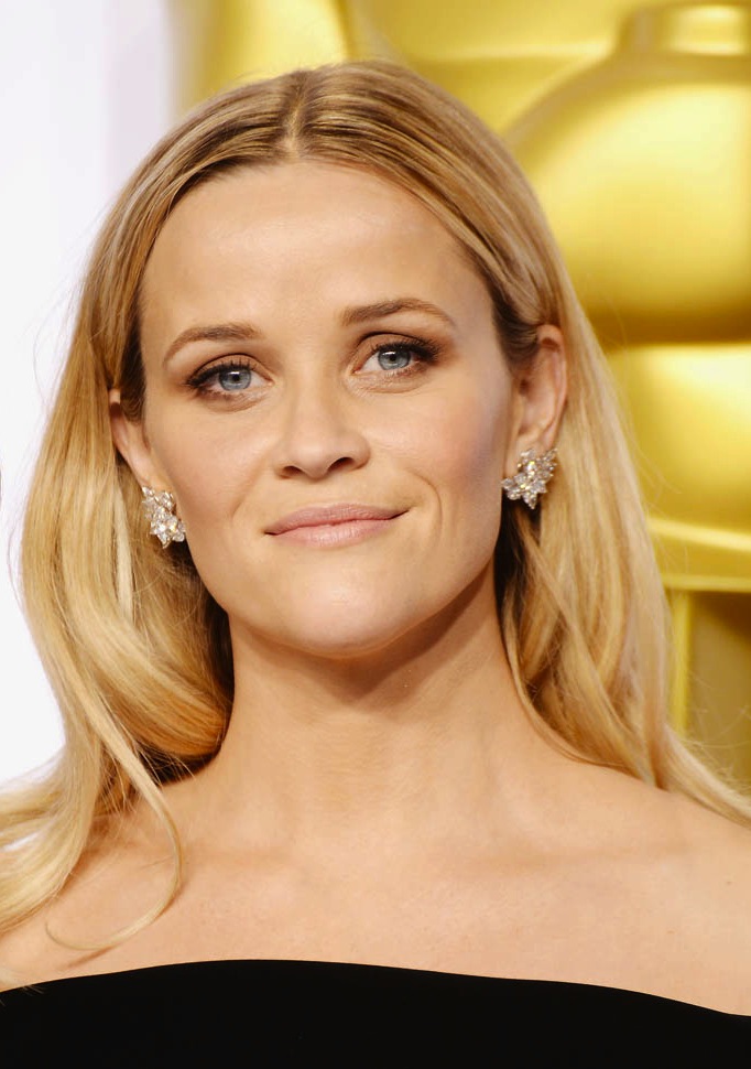 reese-witherspoon-oscars-23feb15-08.jpg