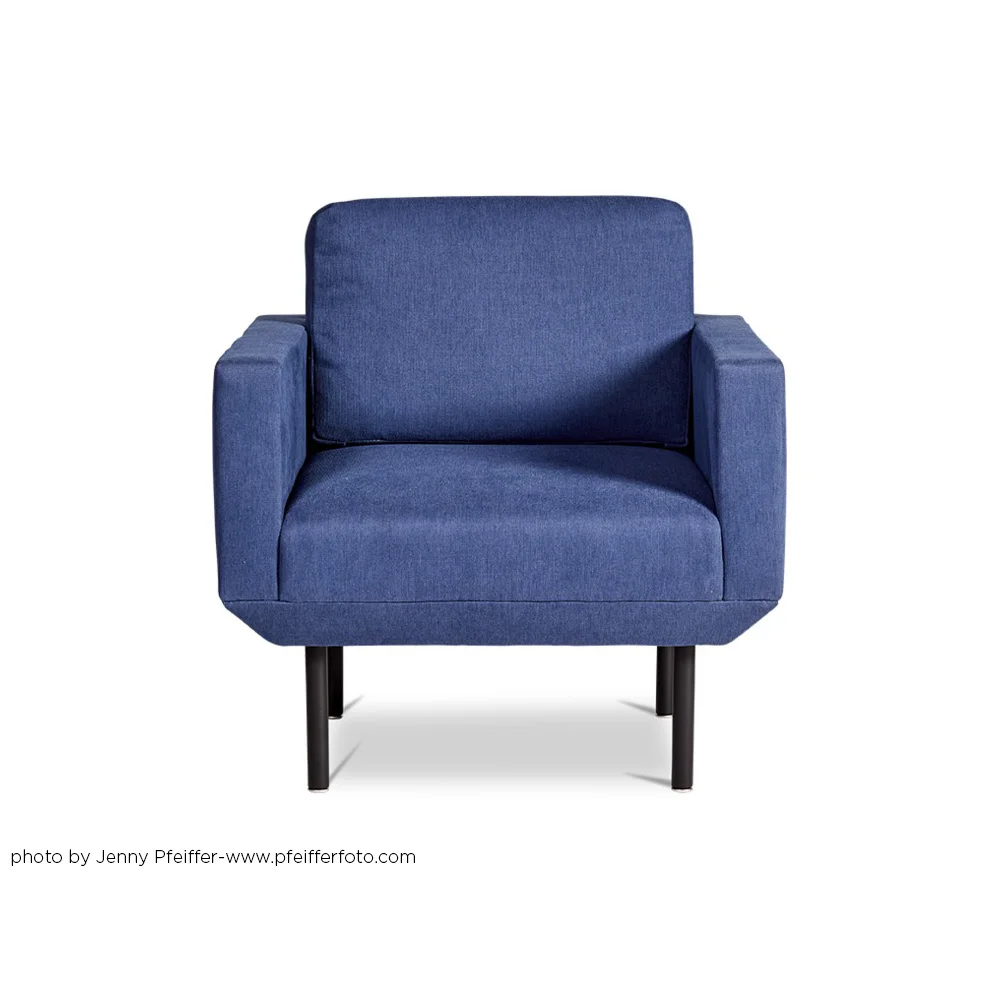  The Chamfer Lounge is highly customizable and has short lead times, thanks to being manufactured in state.&nbsp; 