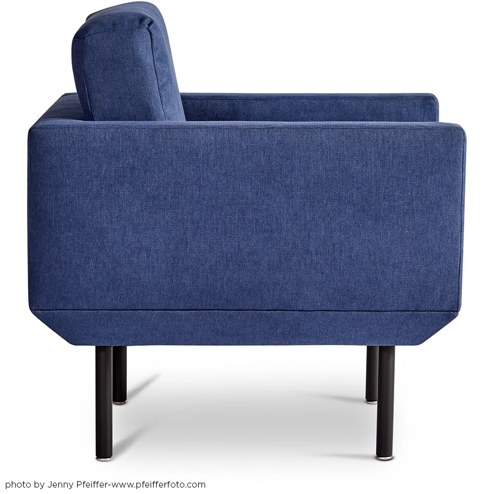 Corral_chamferchair_23526.jpg