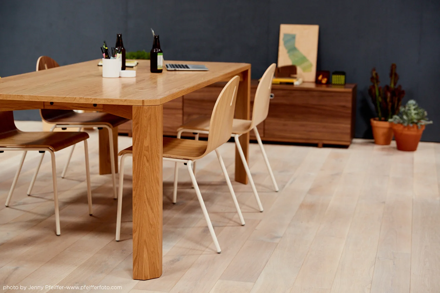 Pier Tables