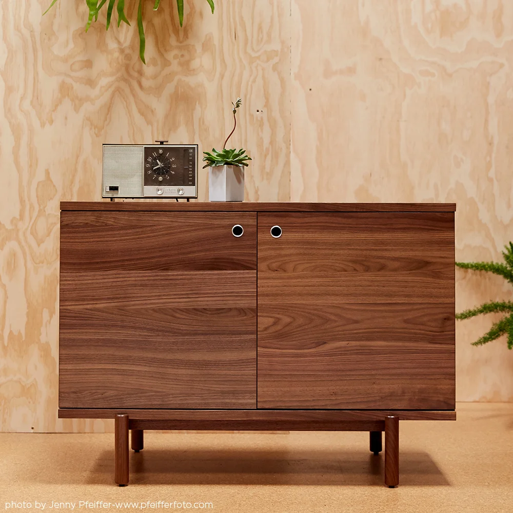 Panino Side offers ample storage and minimal design. 