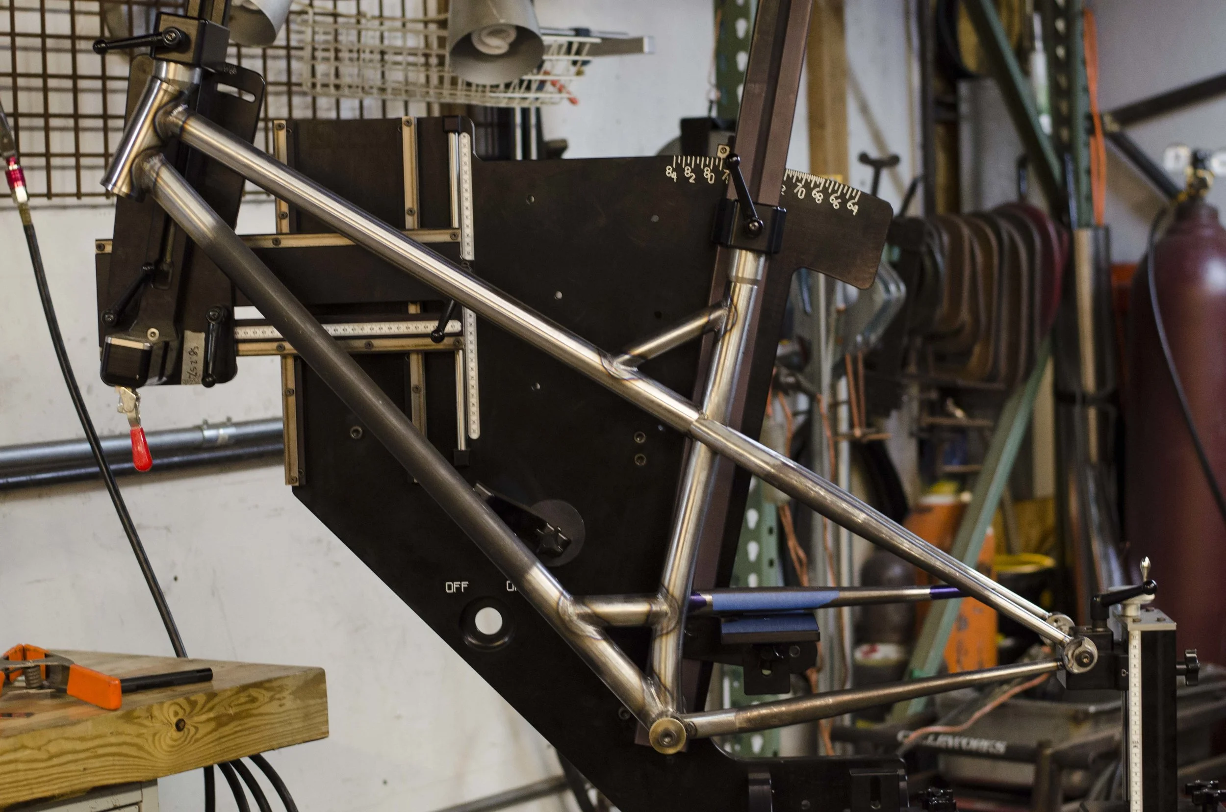 assembling the rear triangle in the jig
