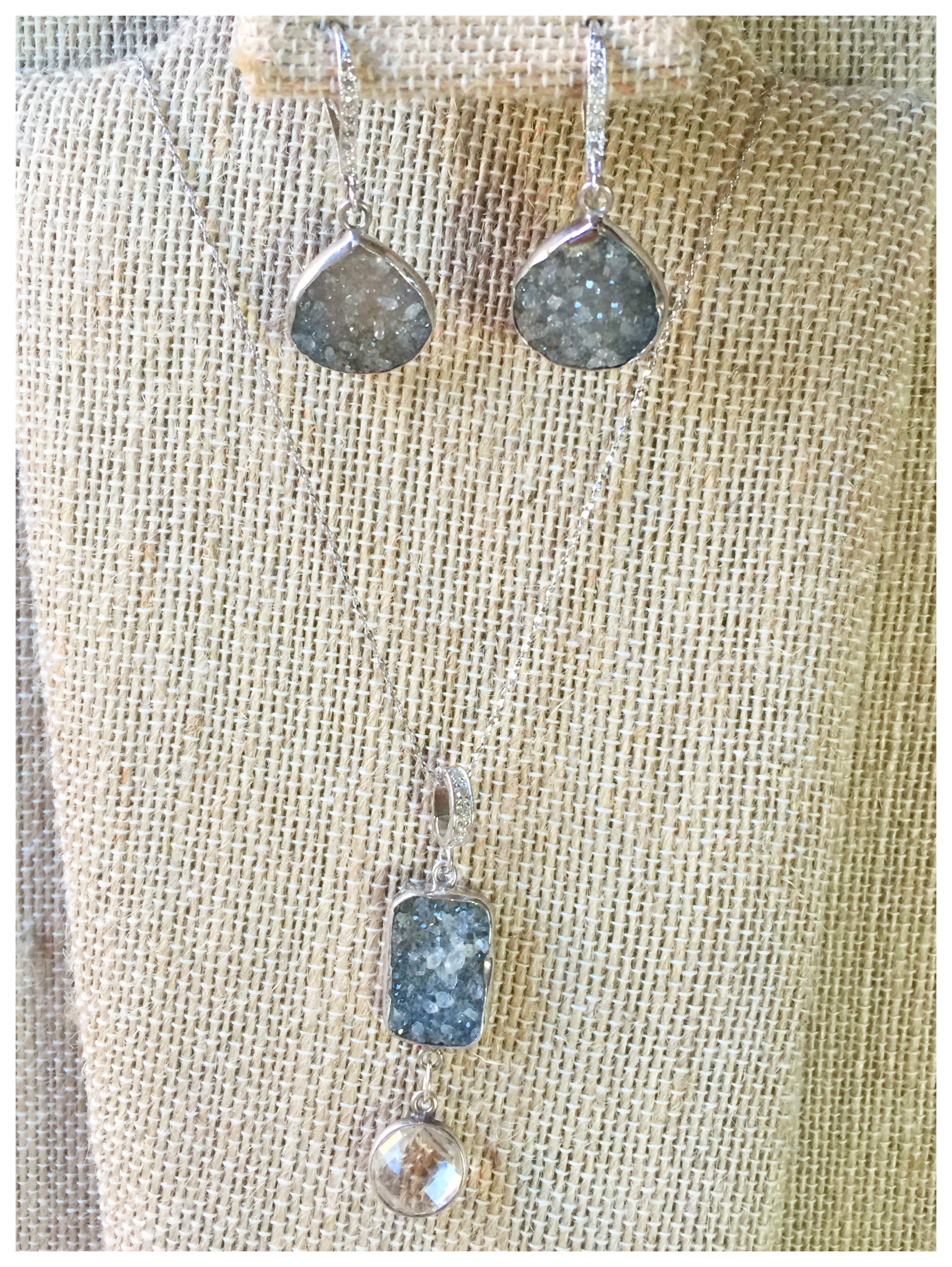 Set of alm signature druzy pear ear rings with druzy pendant