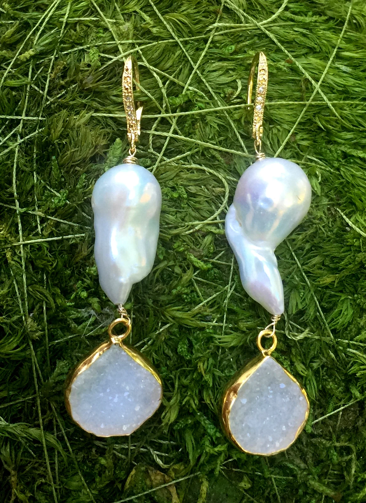 Baroque Pearl w/ white druzy ear rings