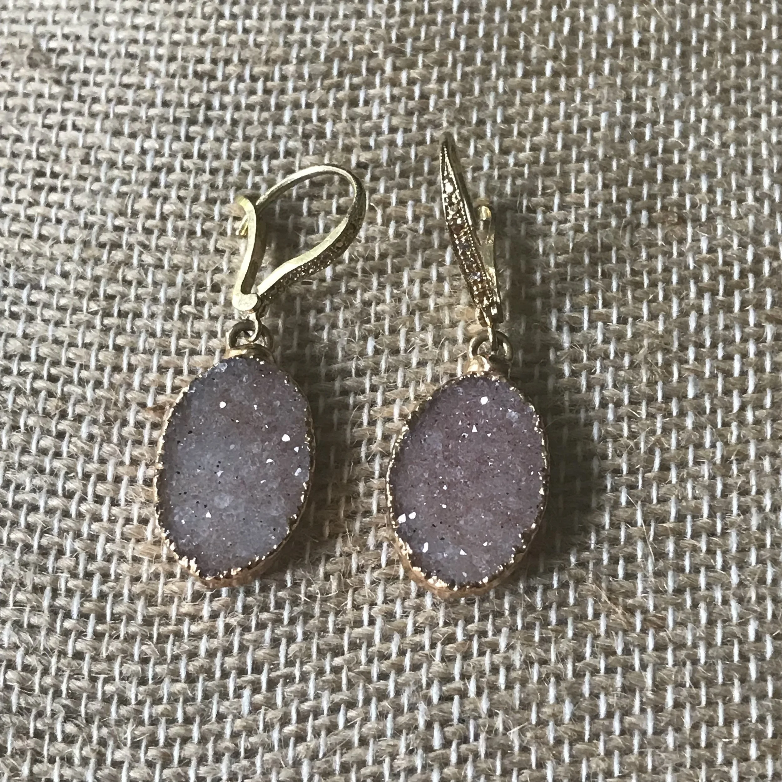 Natural Druzy ear rings - Triangle