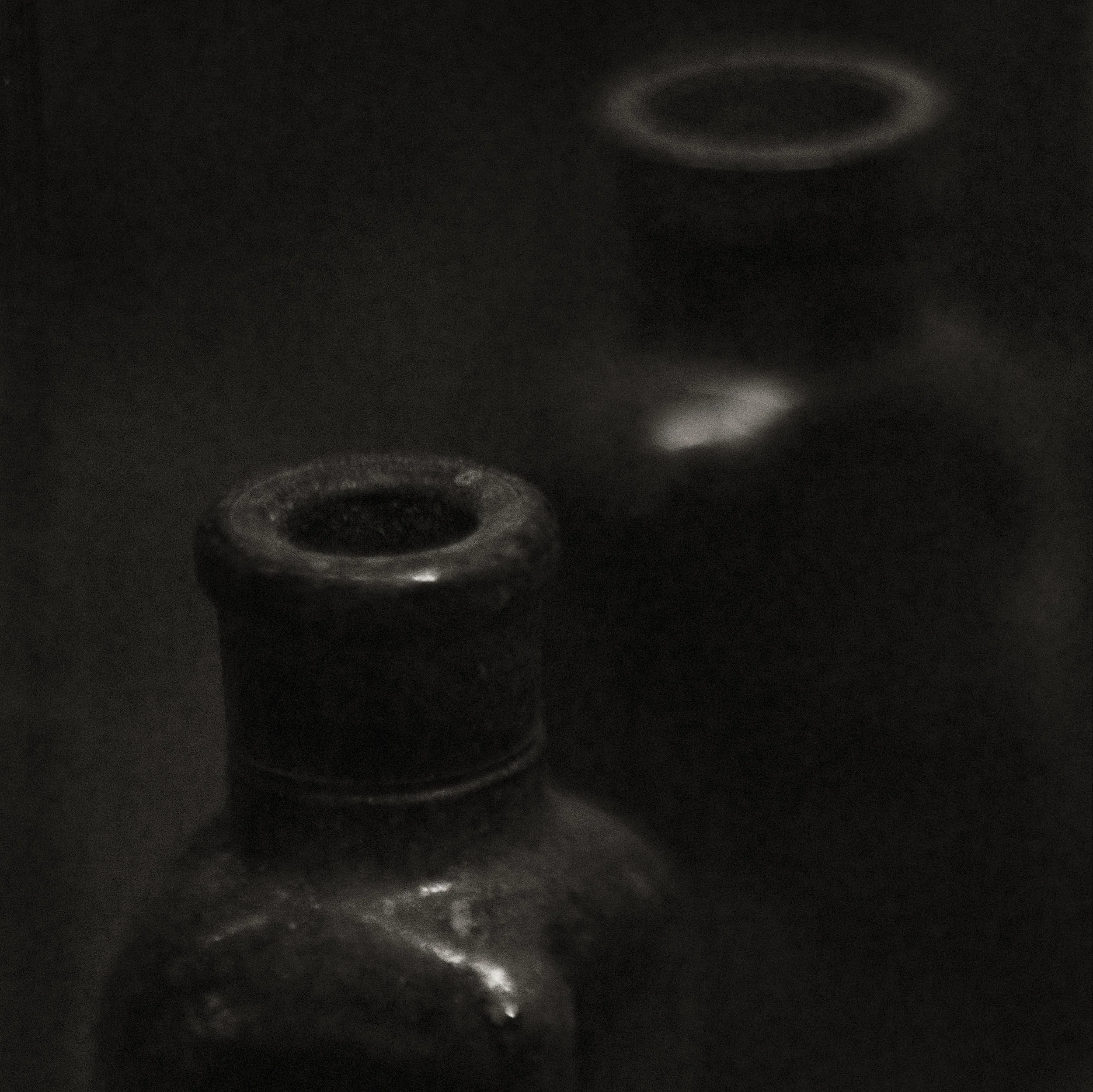 _MG_0262_2_bw_sq_Pantone161U.jpg