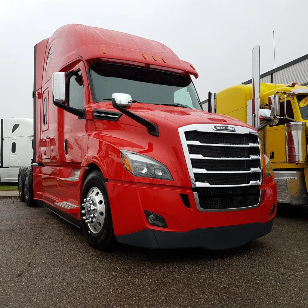 freightliner cascadia.jpg